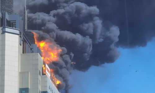 Aktuelle Unternehmensnachrichten über [Black Tech Angriff] Hochhaus Feuerwehr Drone verbunden