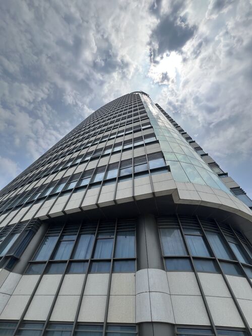 Aktuelle unternehmensnachrichten über Neuer Durchbruch bei sauberer Fassade in großer Höhe: MYUAV UAV in Aktion am Tongxiang TV-Sender, Jiaxing, Provinz Zhejiang
